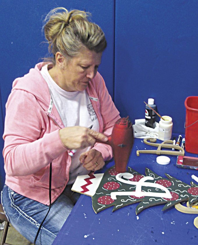 Warren Arts and Crafts Fair packs in crafts, buyers News, Sports